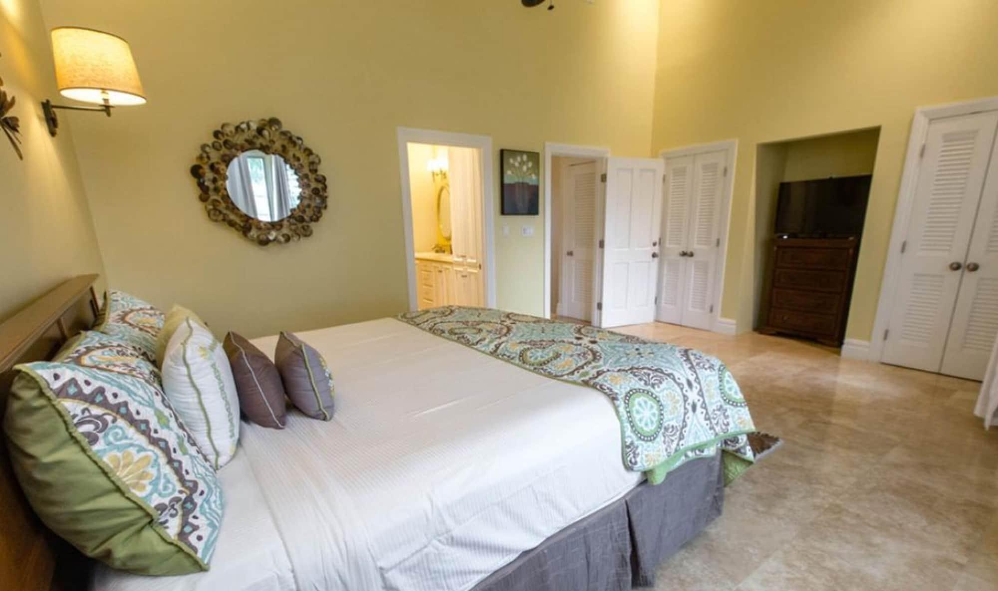 The Somerset On Grace Bay Bagian luar foto